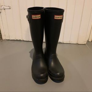 HUNTER Matte Black Rain Boots (kids 5/wmns 7)